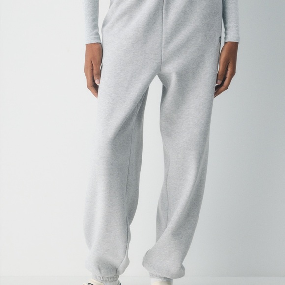Aritzia TNA Mega Raglan Hoodie and Mega Sweatpants SET - Picture 3 of 6